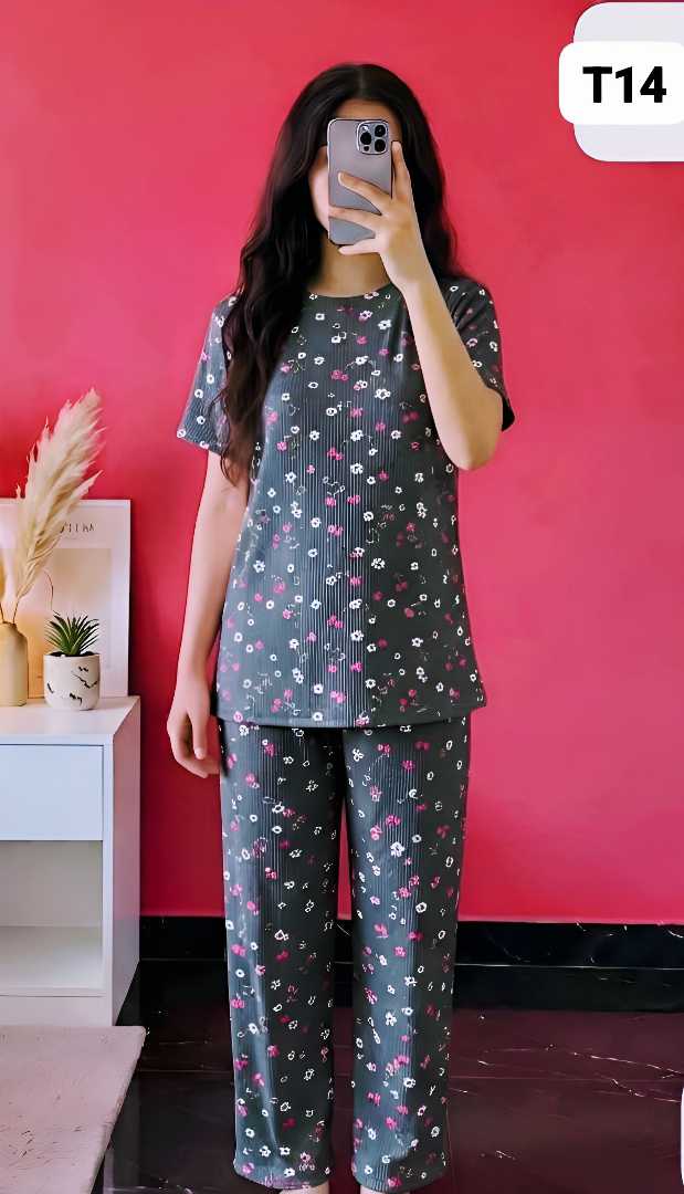 Women's,,Printed,T-Shirt,Set,–,2,Piece,Sleepwear,Set