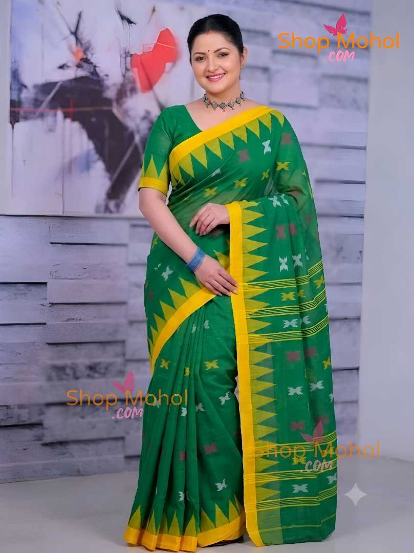 হাতের তৈরি  শিউলি ফুল মনিপুরী শাড়ি