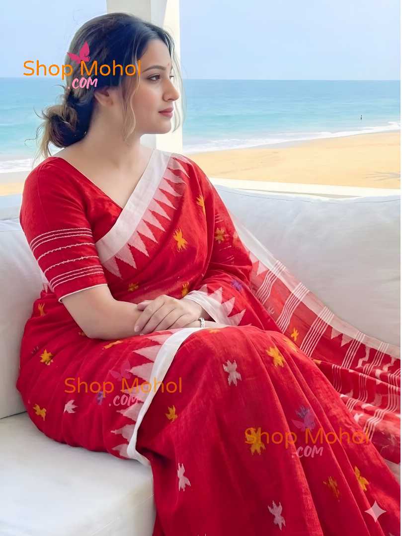হাতের তৈরি  শিউলি ফুল মনিপুরী শাড়ি