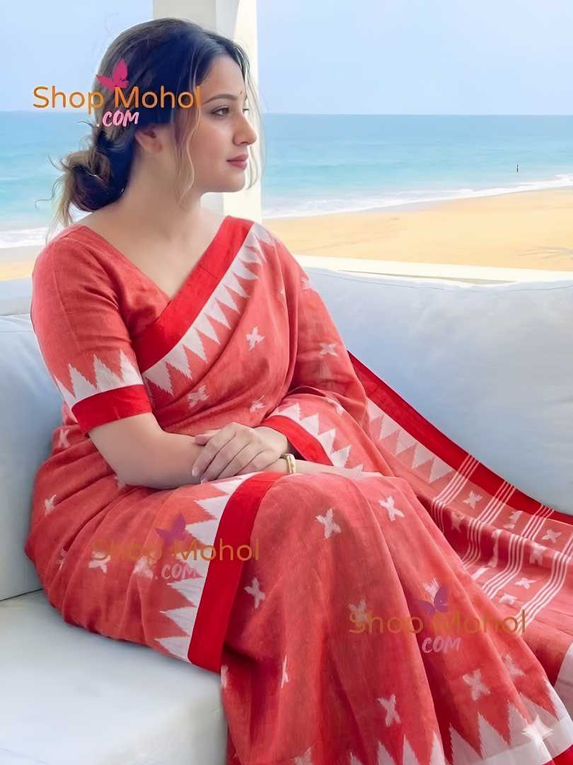হাতের তৈরি  শিউলি ফুল মনিপুরী শাড়ি