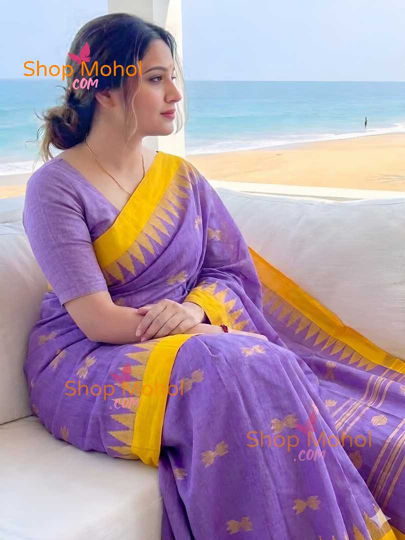হাতের তৈরি  শিউলি ফুল মনিপুরী শাড়ি