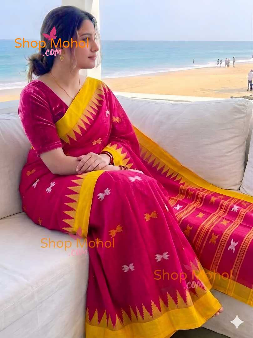 হাতের তৈরি  শিউলি ফুল মনিপুরী শাড়ি